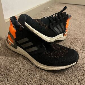 Adidas Ultraboost 2022